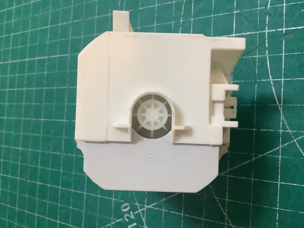 Bosch CLA-UL749 Dishwasher Drain Pump Motor