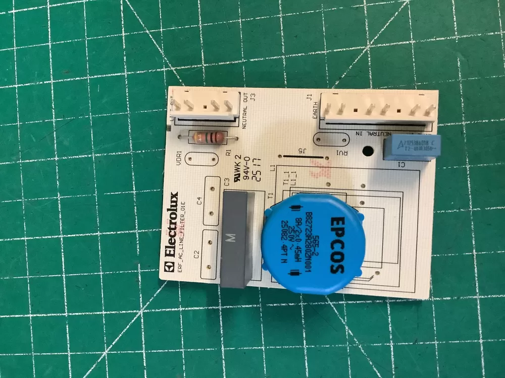 Frigidaire A05172504A Refrigerator Control Board