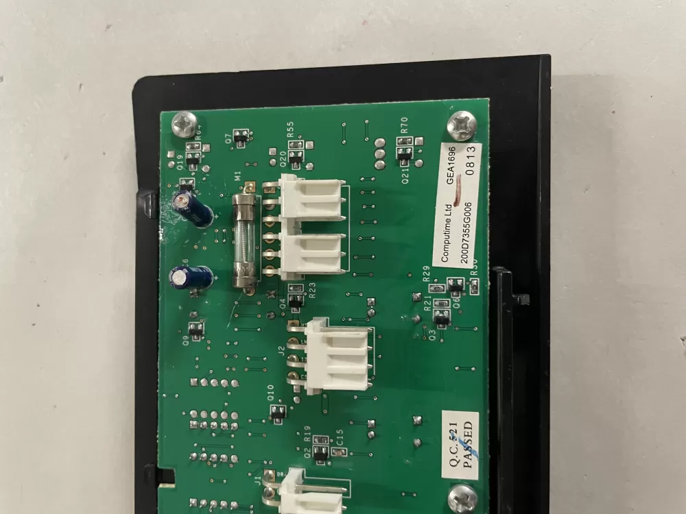 GE Hotpoint 200D7355G006 Refrigerator Control Board Dispenser  AZ120773 | KM1933