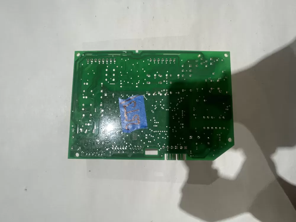 Whirlpool Maytag W10547719 Refrigerator Control Board AZ190192 | KM2673