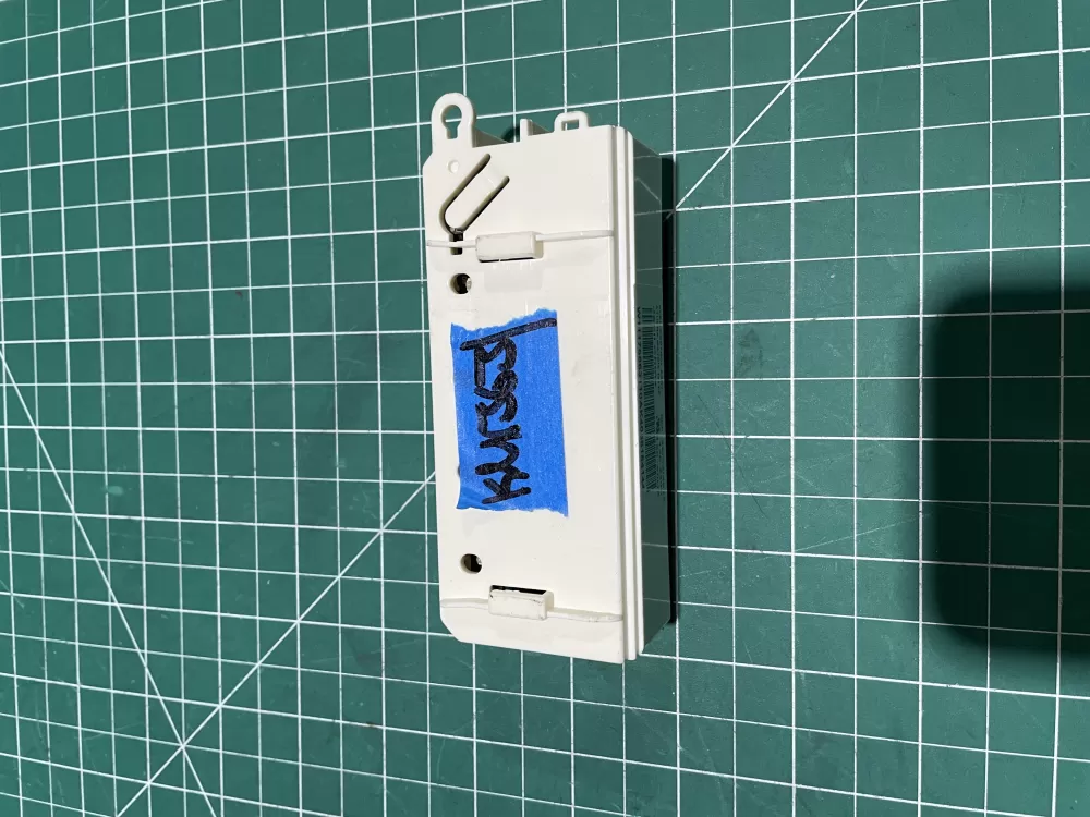 Whirlpool W11176858 B Refrigerator Control Board  AZ132704 | KM1363