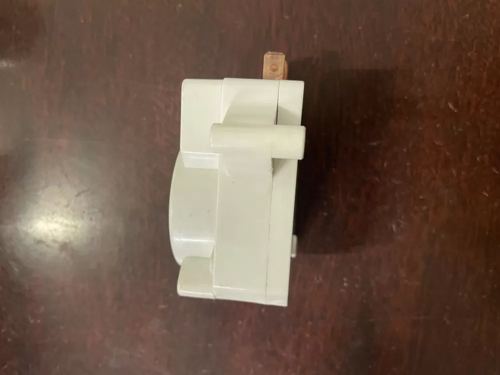 GE 162D6022P19 WR090520 Refrigerator Defrost Timer AZ50564 | KM1831