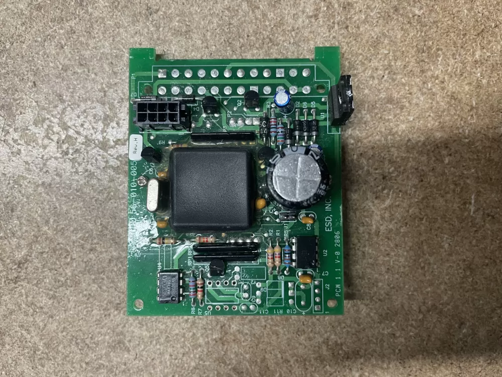  71 000 010  56-010-005 ESD Card Reader SCCU