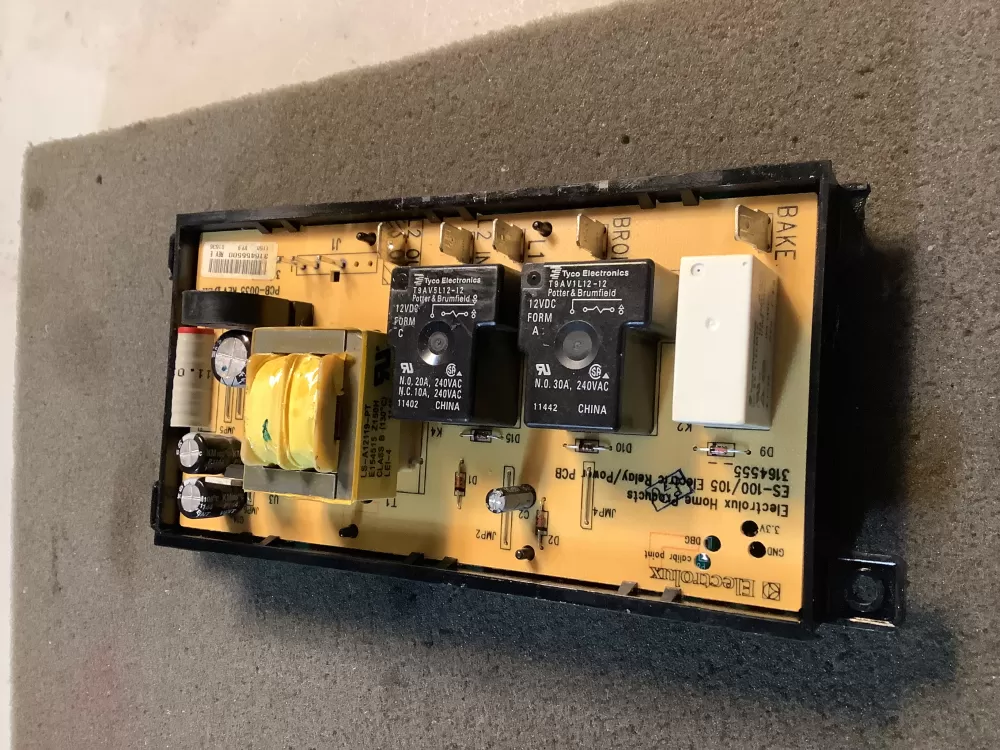 Frigidaire Kenmore AP6892696 316222801 Range Control Board AZ119517 | NR2196