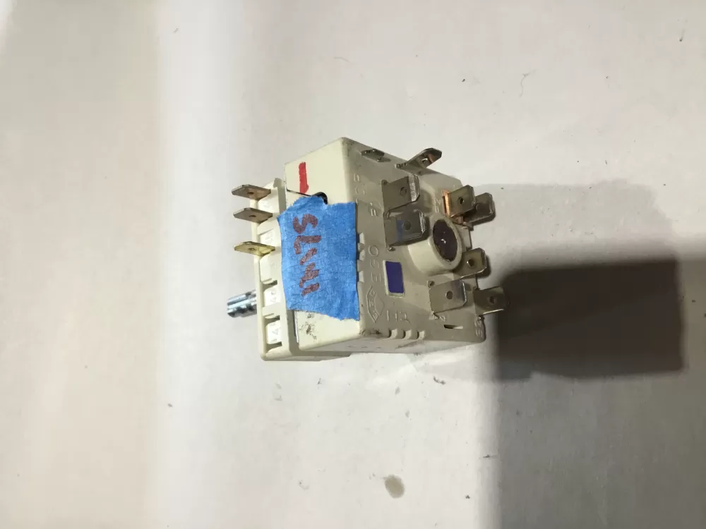 GE Oven WB24T10139 Infinite Control Switch AZ102222 | Sl141