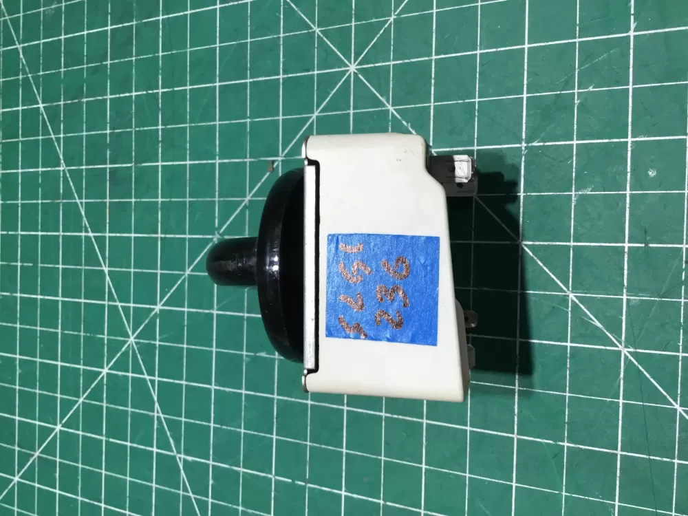 GE Range 164D1816P12 Infinite Burner Switch Control AZ155688 | Sl236