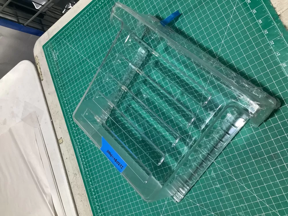 GE 225D8411P002  WR71X29583  Refrigerator Crisper Drawer