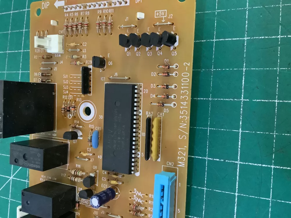 Magic Chef 3514331100-2 Microwave Control Board AZ203841 | NR328
