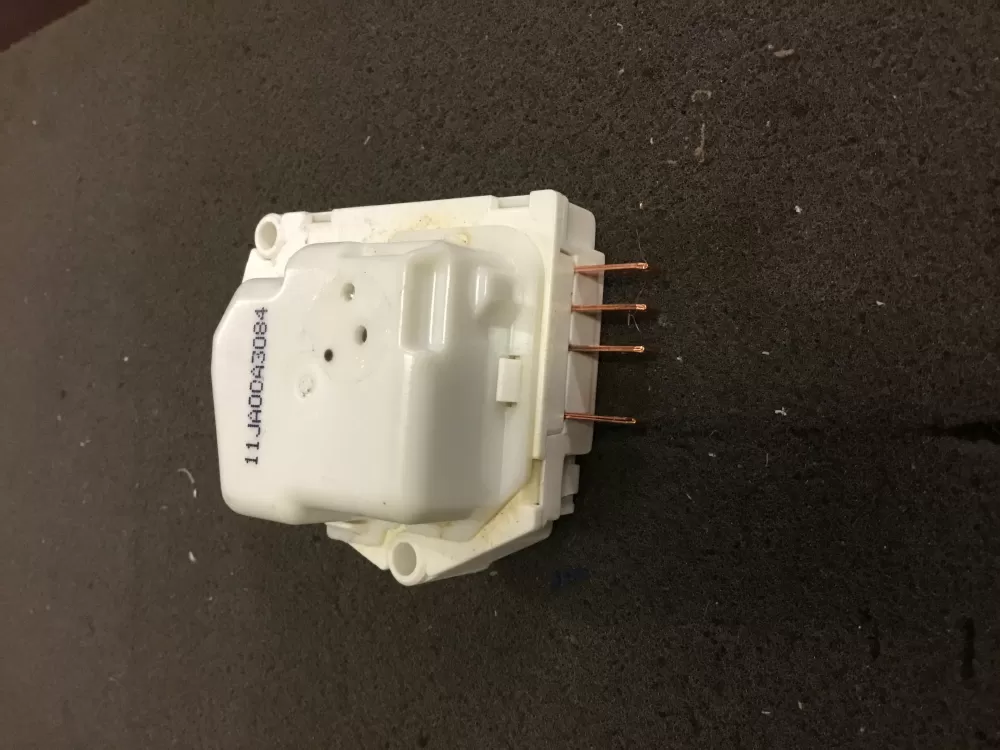 Whirlpool Kenmore W10822278 Refrigerator Defrost Timer AZ91601 | NR1528