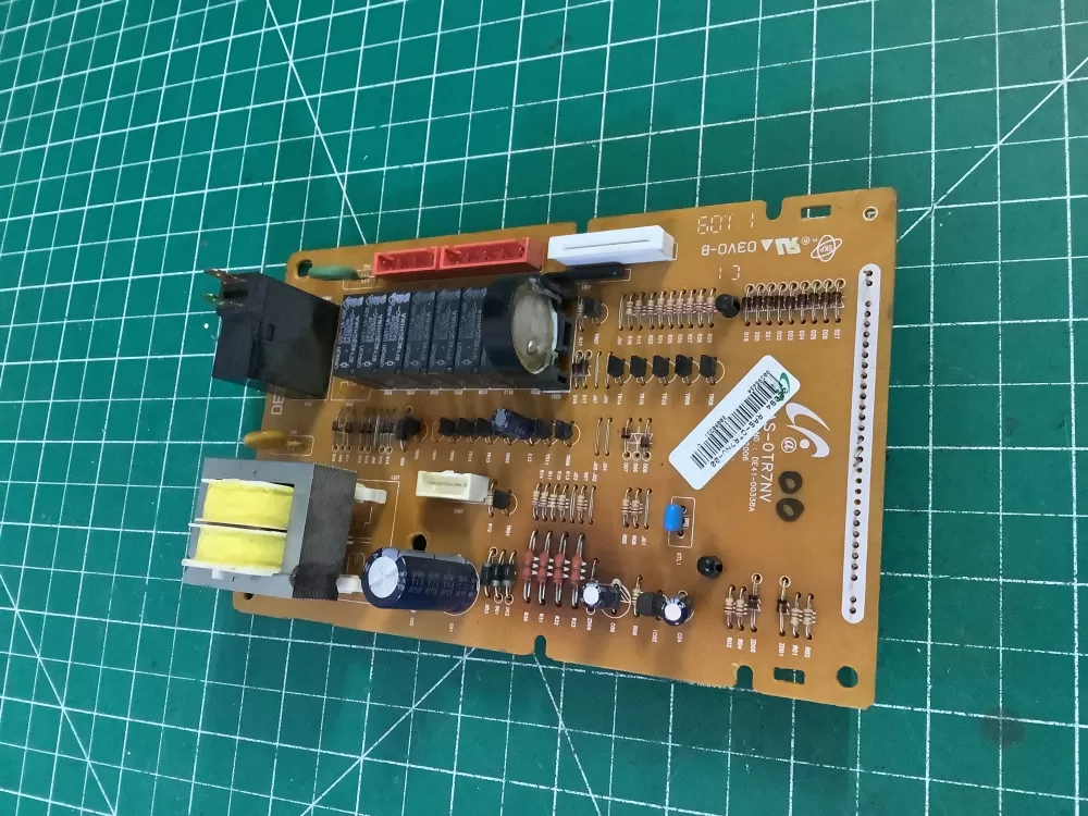 GE RAS-0TR7NV-00 Microwave Control Board AZ187572 | NR2750