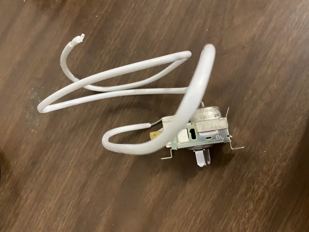 Frigidaire Kenmore 3ART5VC158 Refrigerator Control Board AZ31952 | BK1676