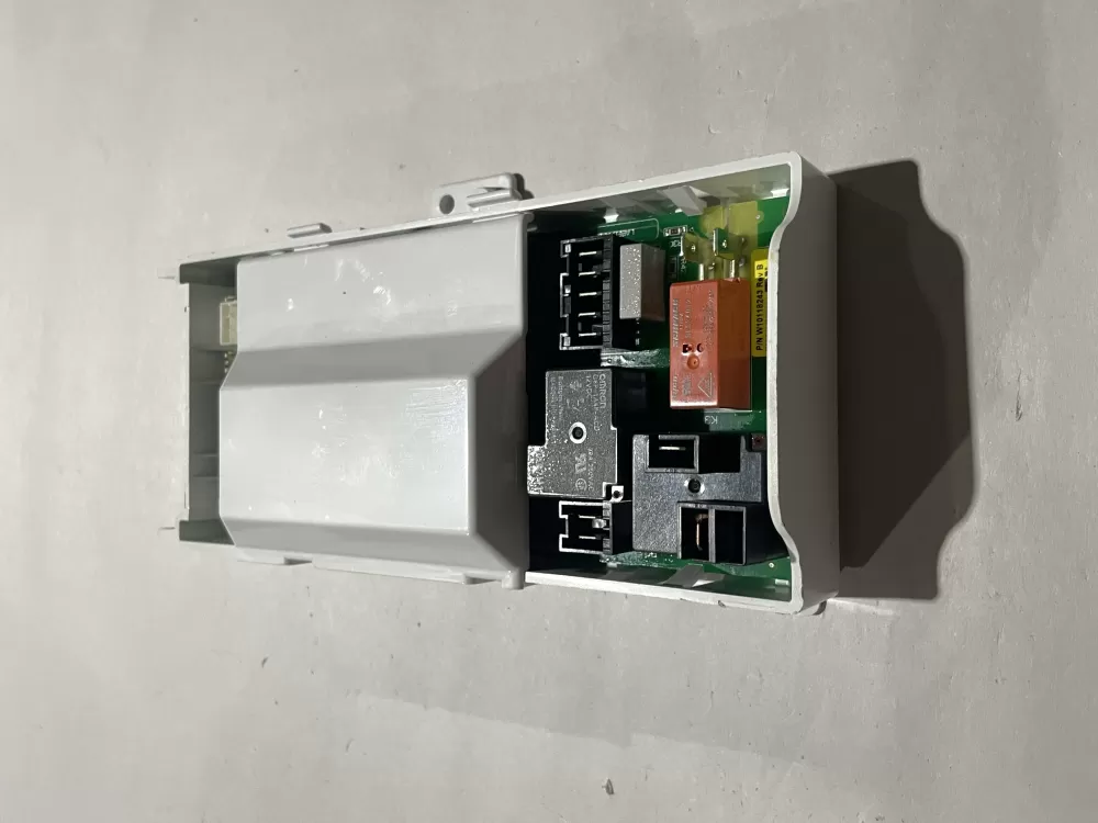 Whirlpool  Kenmore  Maytag 11616  1447617  3978982  PS11748355  W10067040  W10074270  W10111607  W10111609  W10111614  W10111616R  W10118243  W10118243R Dryer Control Board