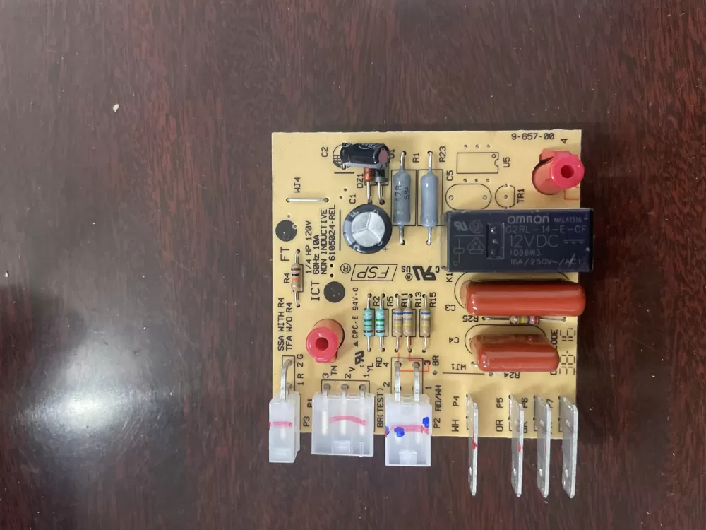 Kenmore  Whirlpool W10366605B Refrigerator Defrost Control Board
