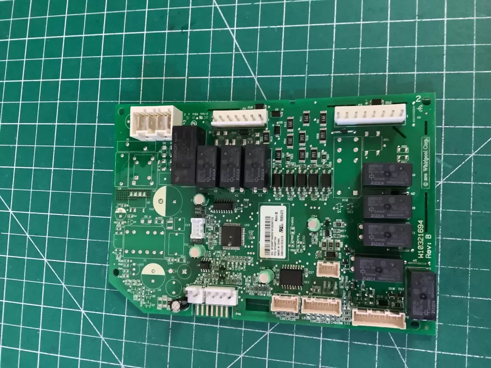 Whirlpool  Maytag  KitchenAid  Jenn-Air AP6329003 W10467104 W10614933 W10886280 WPW10614933 W11035835 PS12346620 Refrigerator Control Board