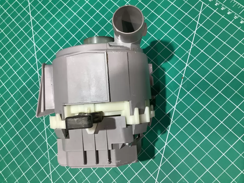 Bosch 9000897027 E319862 Dishwasher Circulation Pump Motor AZ175149 | SL104