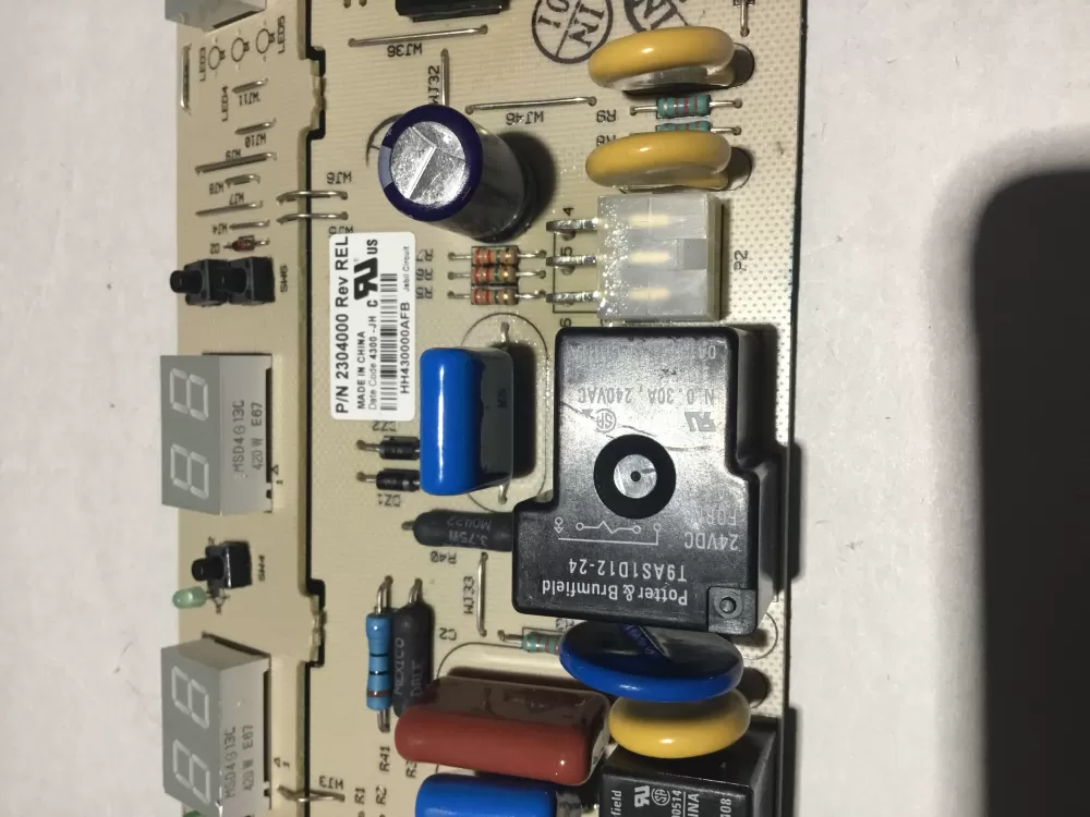 Whirlpool Kenmore 2304000 8201659 Refrigerator Control Board AZ167710 | BG628