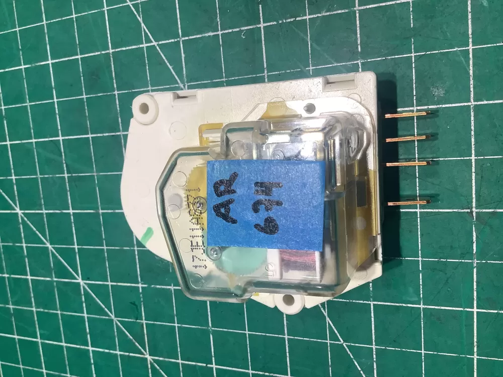 Whirlpool Kenmore W10822278 Refrigerator Defrost Timer AZ143266 | AR674