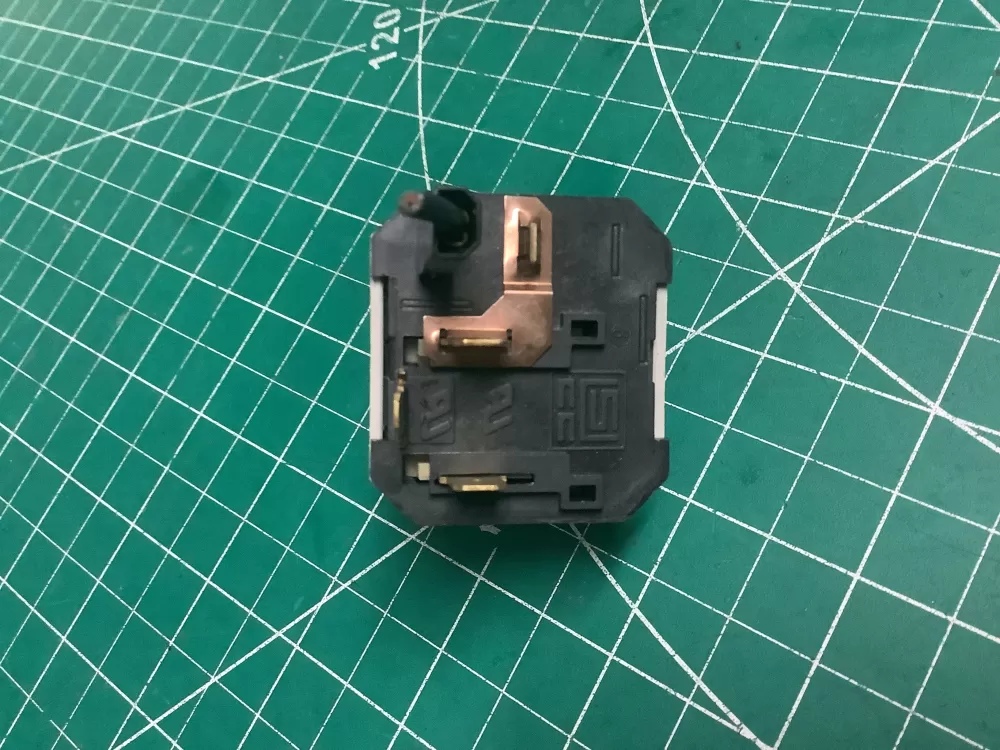 Crosley  Kenmore  Maytag  Whirlpool W10117655 WPW10117655 Dryer Crosley Control Board Start Switch