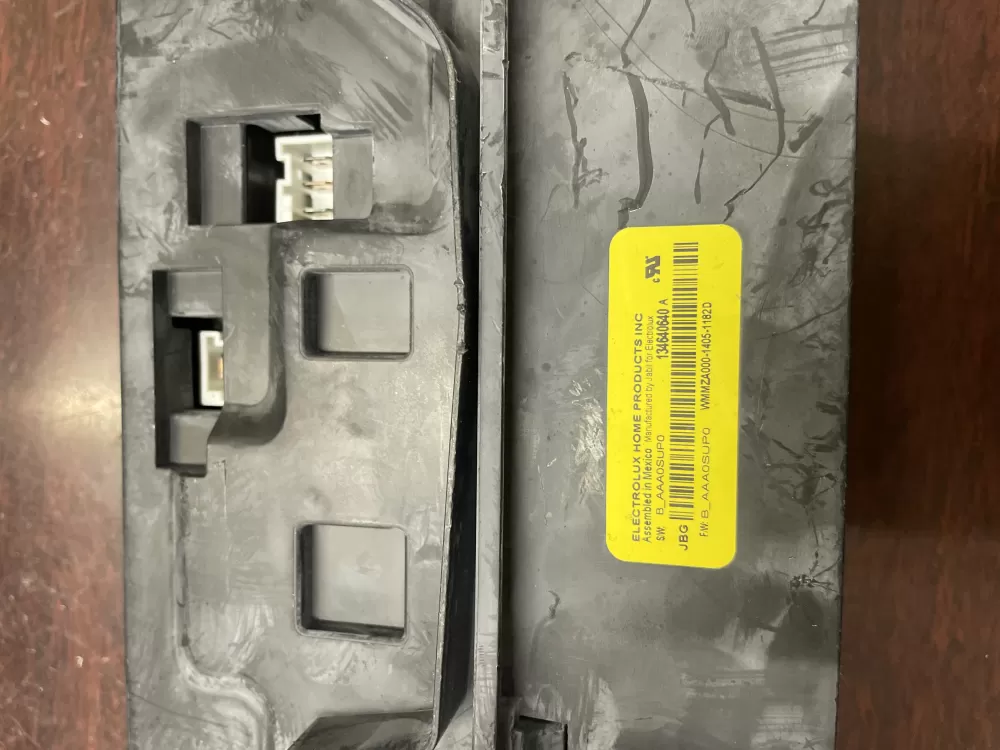Frigidaire Electrolux 134640610 134640611 Washer Control Board AZ34072 | KM1700