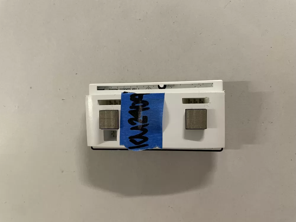 Samsung DA92-01060A Refrigerator Control Board Dispenser AZ143801 | KM2404