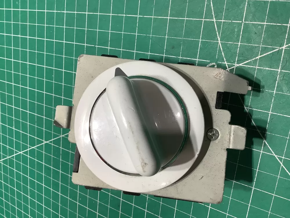 GE 572D520P021 WE4M271 Dryer Timer