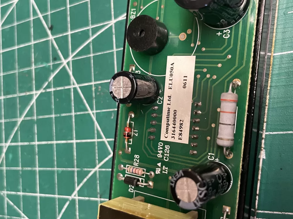 Frigidaire Kenmore 316440000 Range Oven Control Board AZ207296 | Wm2288