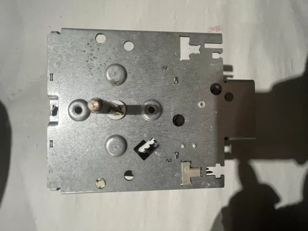 Whirlpool  Maytag WP22001530  6 2083390  62083390  AP6006220  22001530  2083390  2091290  22001027  454302  PS11739287 Washer Timer