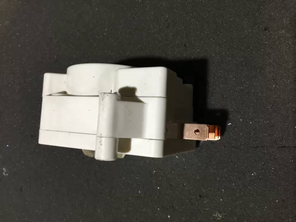 GE WR9X489 WR09X0489 162D6022P16 Refrigerator Defrost Timer AZ76903 | NR2046