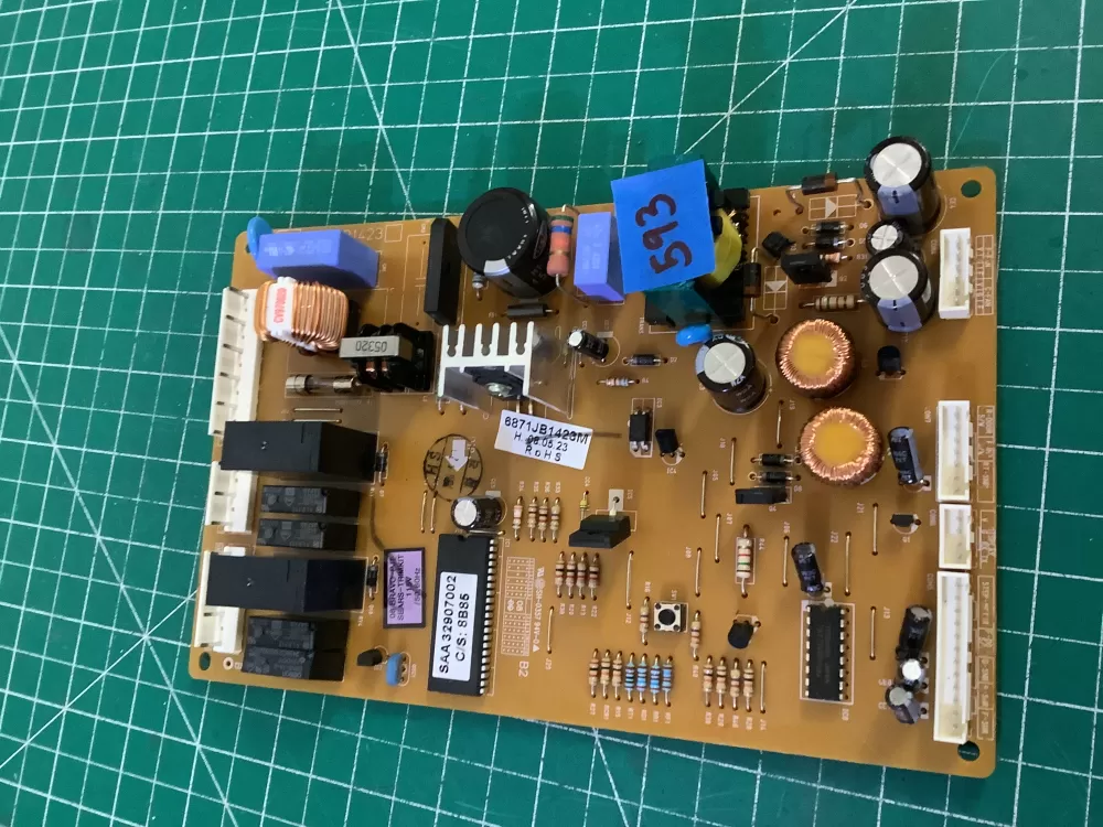 LG 6871JB1423M Refrigerator Control Board AZ205983 | NR593