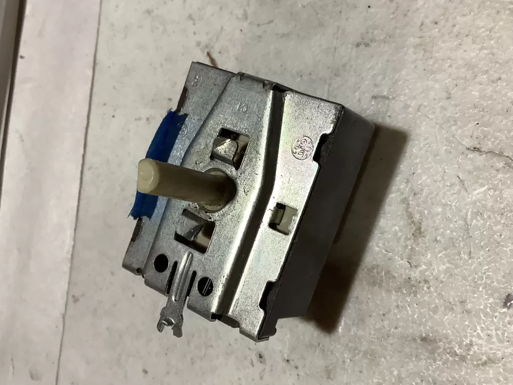 Maytag Washer 35-6765 21001960 Switch AZ123050 | Sl205