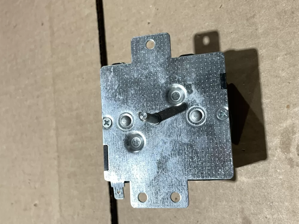 Whirlpool  Kenmore  Maytag  Roper  Amana  Inglis  Admiral WP3979617  AP6009055  3979617  8299782  921240  PS11742197 Dryer Timer