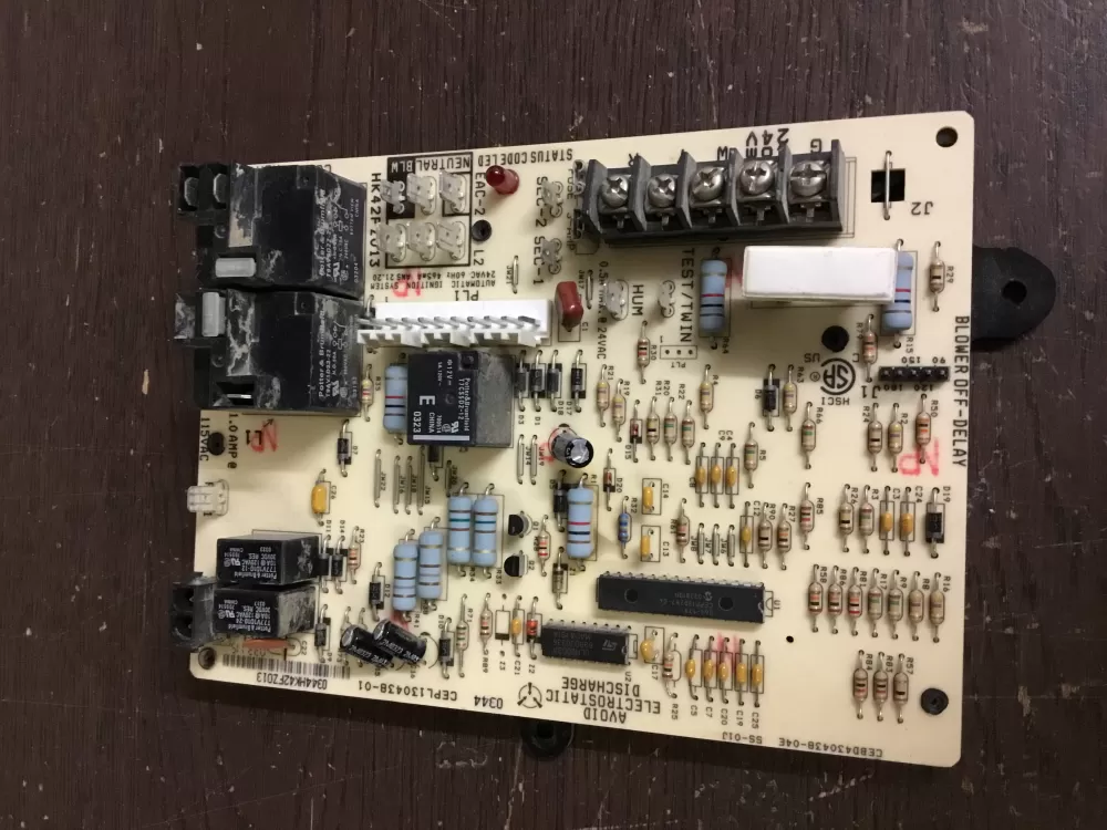 Carrier Bryant Furnace Board Hk42fz013 Control Circuit AZ8735 | NR516