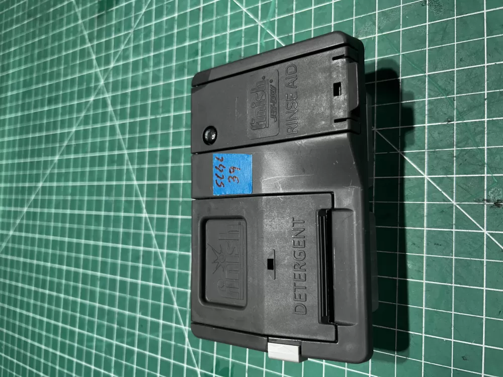 GE GE265D1231P020 265d1231 Dishwasher Dispenser AZ160205 | Sl39