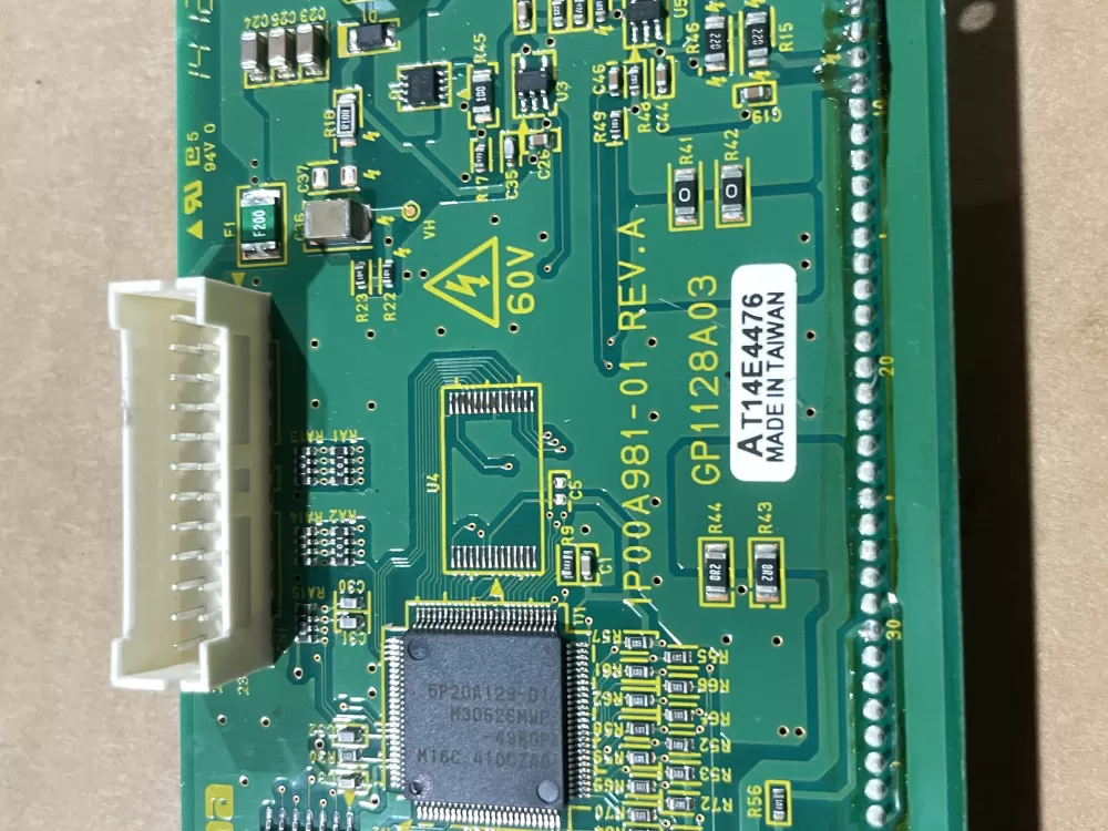 GE Microwave VF Display Control Part# 1P00A981-01 GP1128A03 AZ62144 | Wm1944