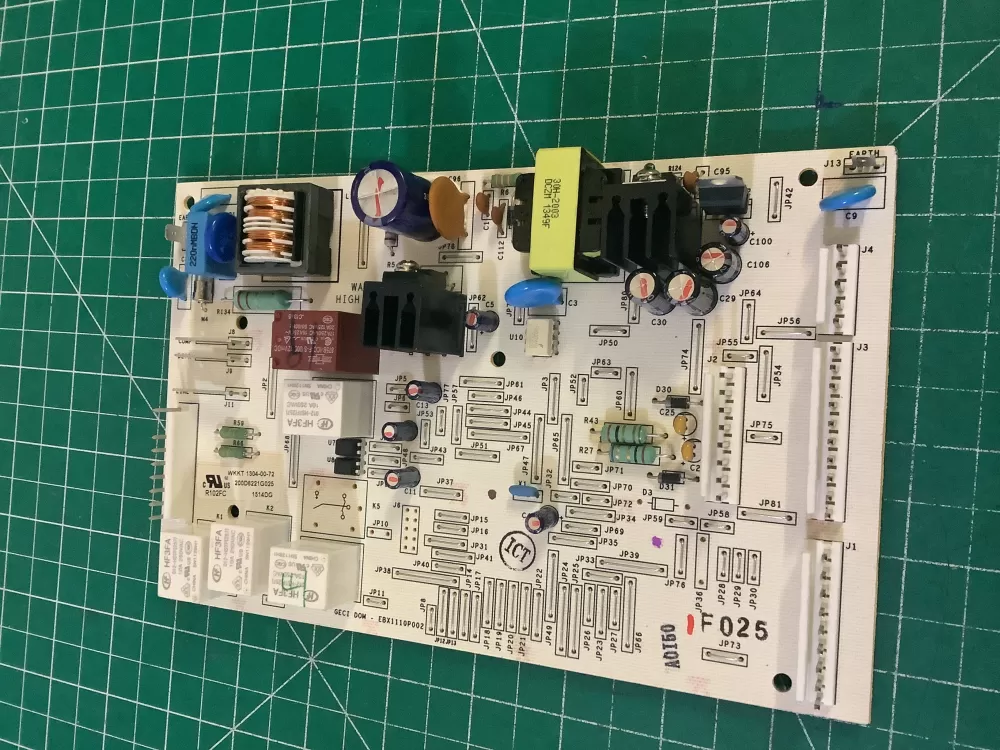 GE EBX1110P002 200D6221G025 WR55X11072 Refrigerator Control Board