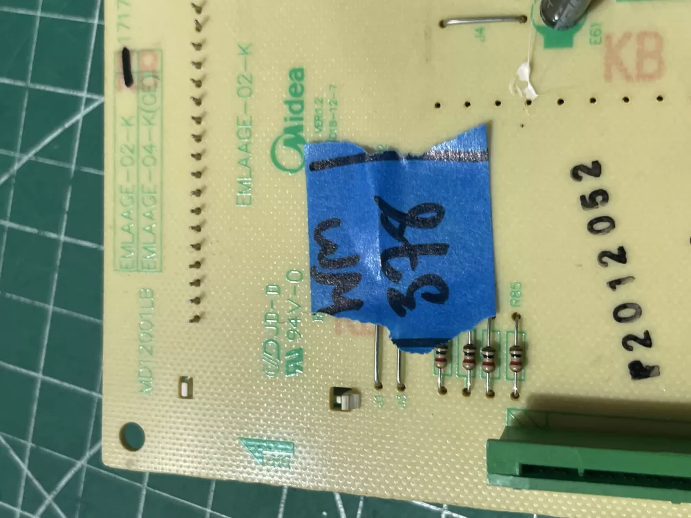GE MD12001LB EMLAAGE-04-K 17170000008243 Microwave Control # AZ192607 | Wm378