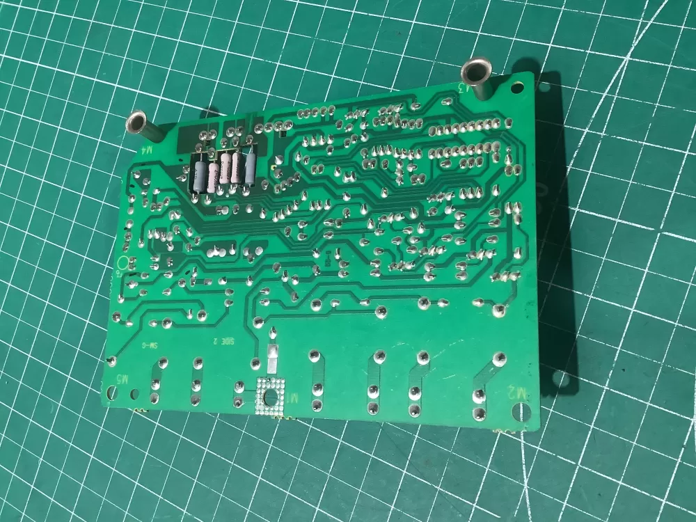 Whirlpool  Kenmore  Maytag  KitchenAid  Roper  Estate WPW10331686  AP6019728  W10331686  1937904  8054084  8273970  8273972  8273977  8522964  9758080  9758080R  PS11753037  WPW10331686VP Oven Spark Module