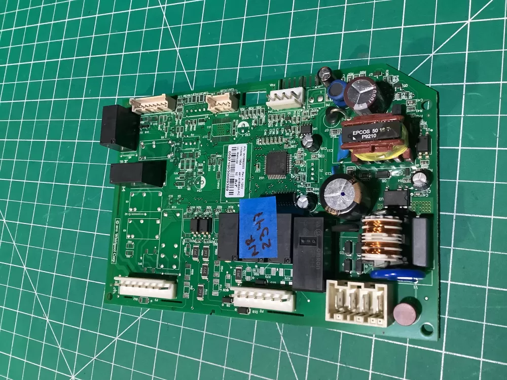 Whirlpool Maytag W10547719 Refrigerator Control Board AZ135876 | NR2347