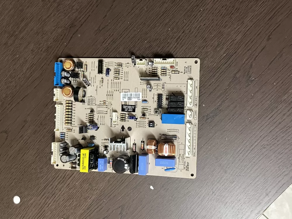 LG EBR64110551 Refrigerator Control Board AZ37272 | Wm458