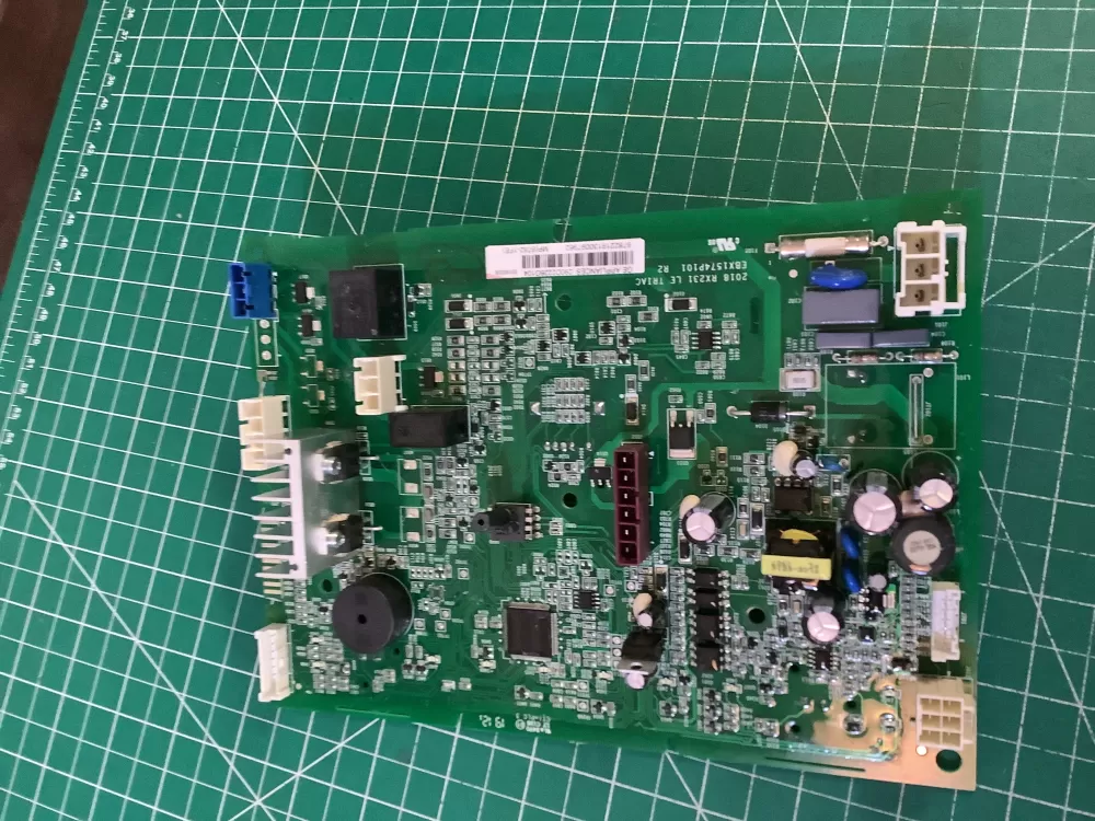 GE 290D2226G104 WH18X28642 Refrigerator Control Board