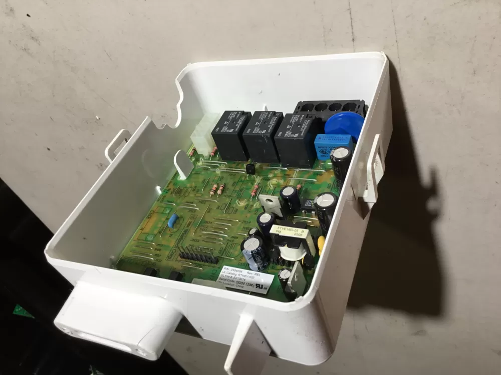 Whirlpool WPW10135090 Refrigerator Main Control Board AZ40939 | NR1714