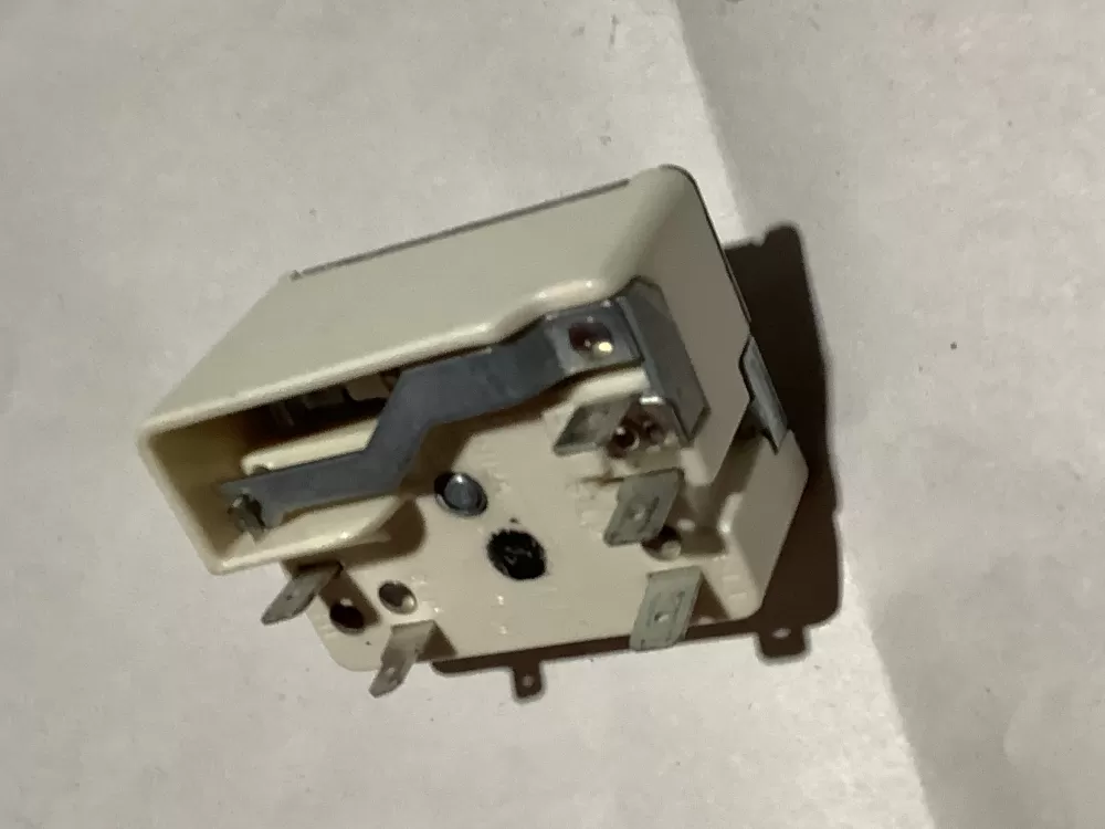 GE  Hotpoint  General Electric WB24T10025  164D1816P012  769692  AH236750  AP2024072  EAP236750  PD00001118  PS236750  WB24T10029  164D1816P008  769696  AH236754  AP2024076  EA236754  EAP236754  PD00008555  PS236754 Range Switch Infinite