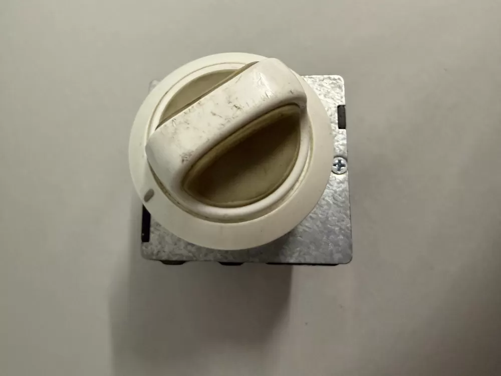 Frigidaire 131062300 5303285734 Dryer Timer Control AZ209770 | KM224