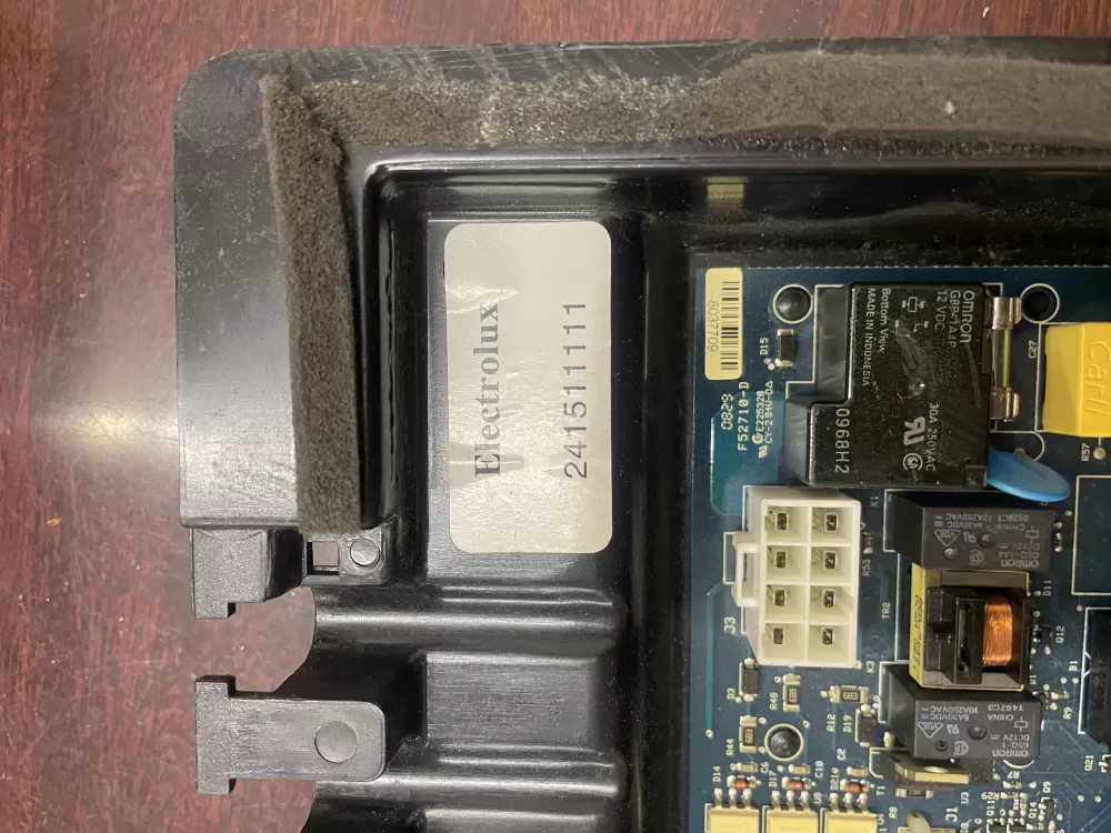 Kenmore Frigidaire 241511111 Refrigerator Control Board AZ30585 | KM353