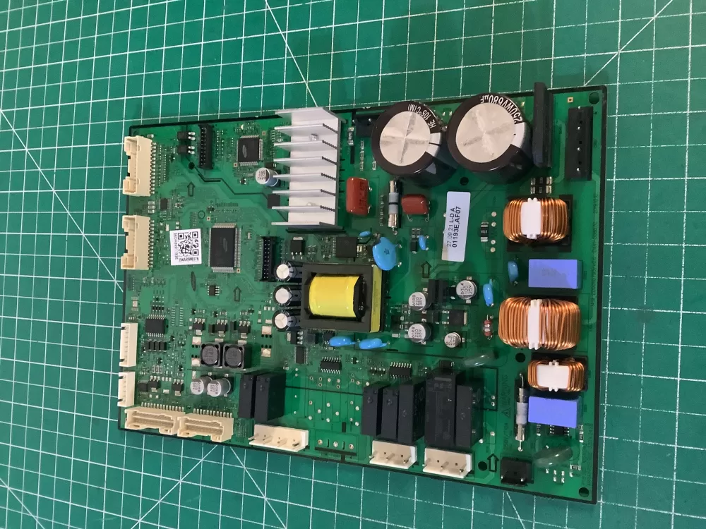 Samsung DA92-01193E Refrigerator Control Board PCB AZ210250 | NR2601