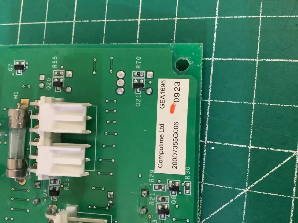 GE Hotpoint 200D7355G006 Refrigerator Control Board Dispenser AZ203396 | NR329