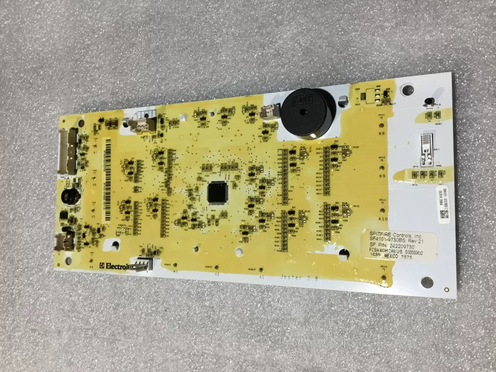 Frigidaire AP6285796 Refrigerator Control Board Display AZ64067 | NR2086