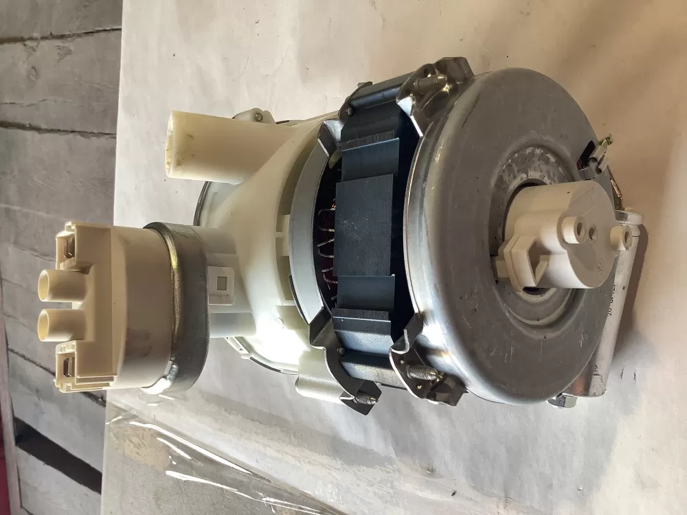 Miele 6770514 Dishwasher Circulation Pump Motor AZ150808 | SL224