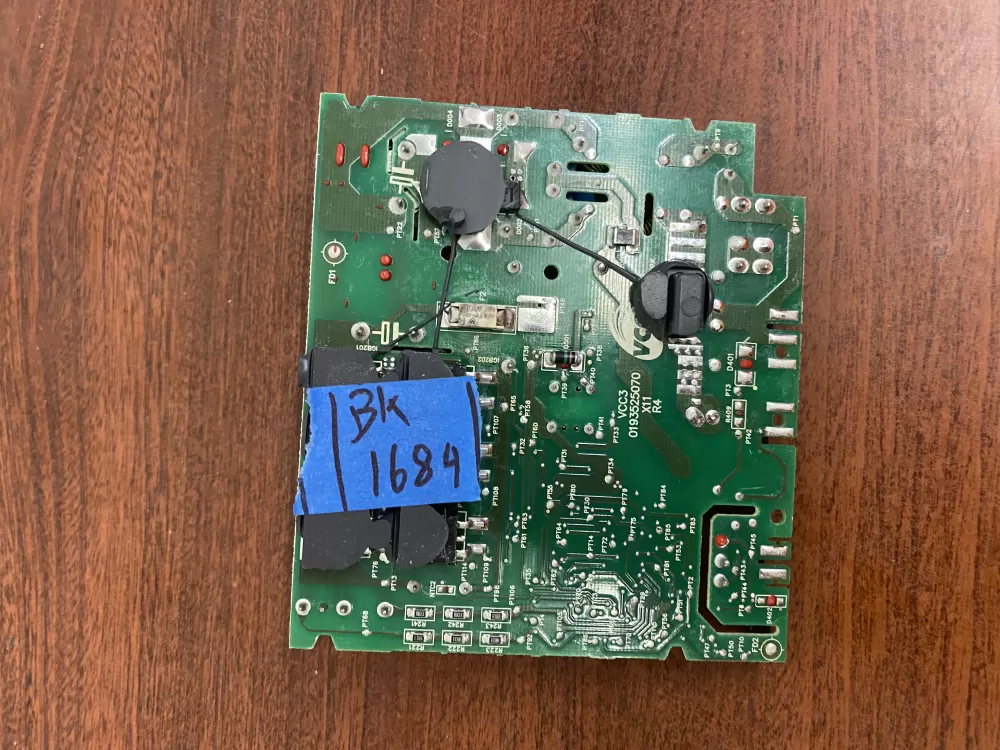 GE Whirlpool 19 52 Refrigerator Control Board Compressor Unit AZ33355 | BK1684