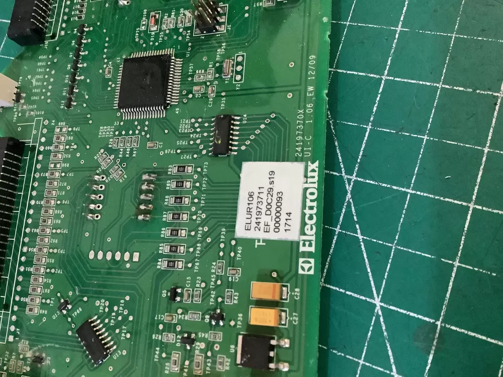 Kenmore 241973702 Refrigerator Dispenser Control Board AZ187800 | NR1963